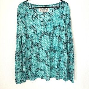Long Sleeve Top Women’s XL Blue Turqouise V-Neck Lightweight Tee